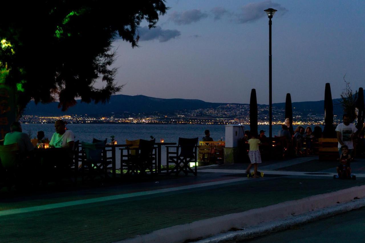 Irene Seafront Apartment Néoi Epivátai Eksteriør bilde