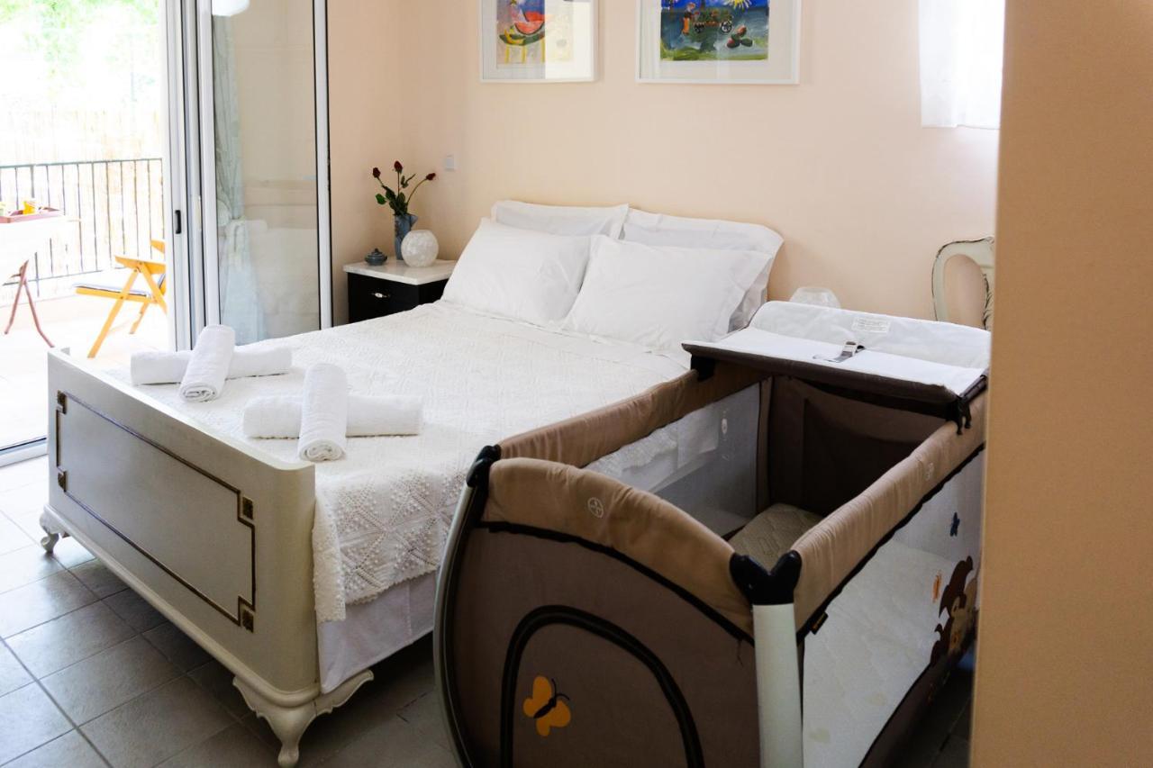 Irene Seafront Apartment Néoi Epivátai Eksteriør bilde