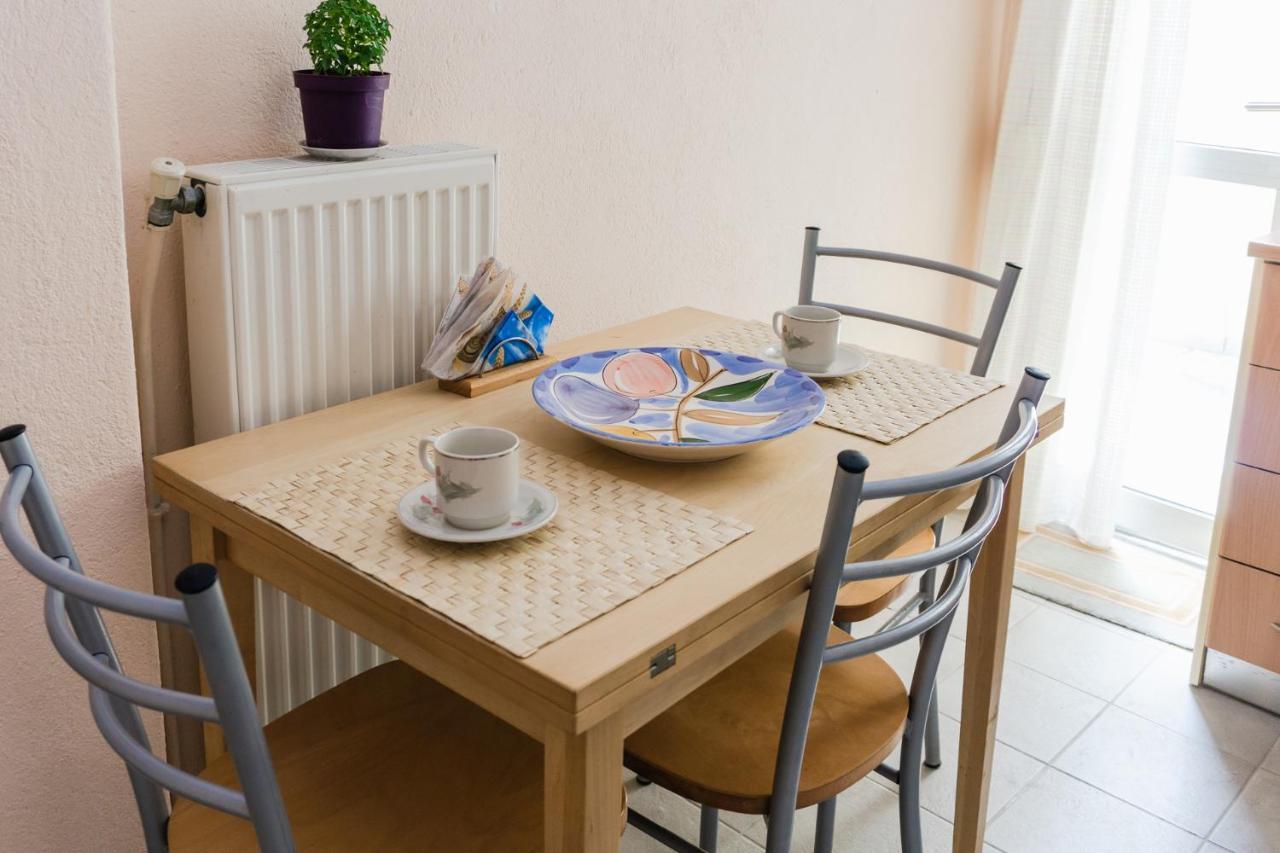Irene Seafront Apartment Néoi Epivátai Eksteriør bilde