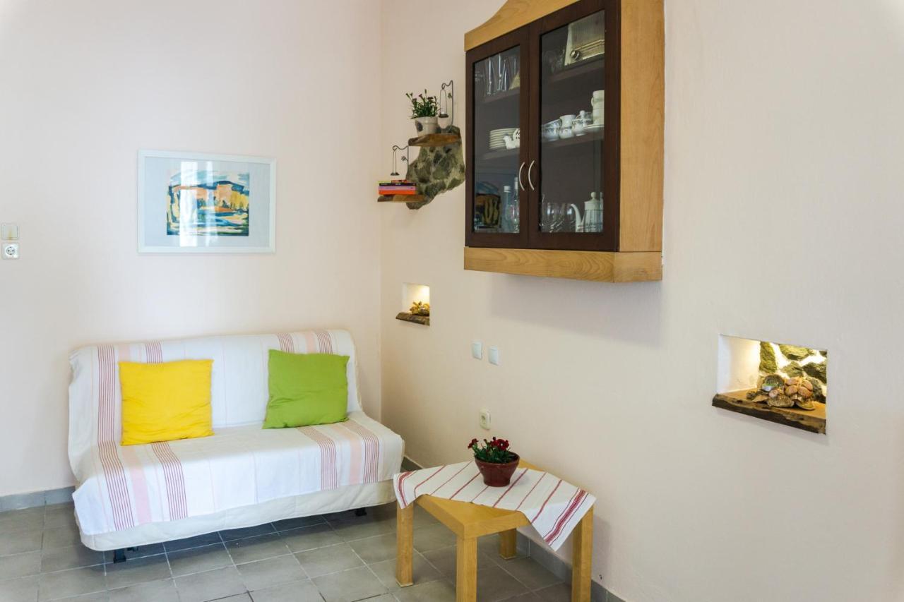 Irene Seafront Apartment Néoi Epivátai Eksteriør bilde